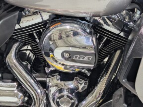 2016 Harley-Davidson® Tri Glide® Ultra Billet Silver thumb 1