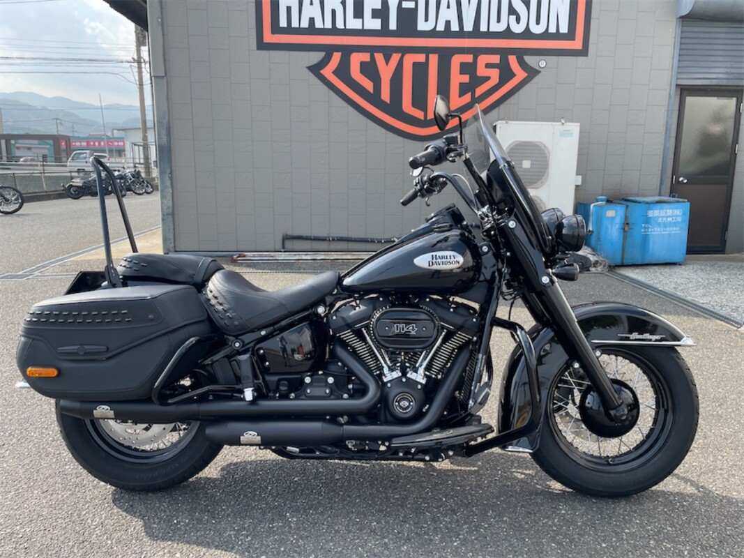 New 2024 FXBR ブレイクアウト | Harley-Davidson® 北九州