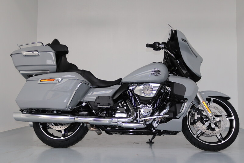 2025 Harley-Davidson® Street Glide™ Ultra Billiard Gray