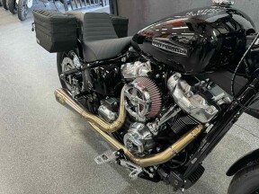 2025 Custom Harley-Davidson Street Bob 117 (FXBB) thumb 2