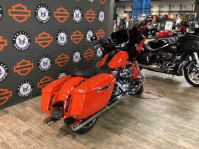 FLTRX 2026 Road Glide® thumb 2