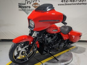2026 Harley-Davidson® Street Glide® Blood Orange - Black Finish thumb 0