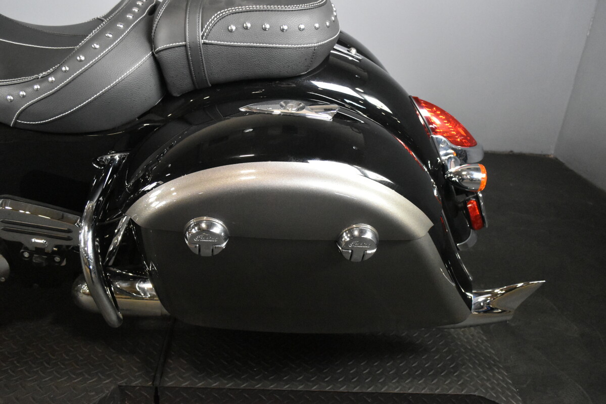 2025 Indian Motorcycle Springfield®, photo 14