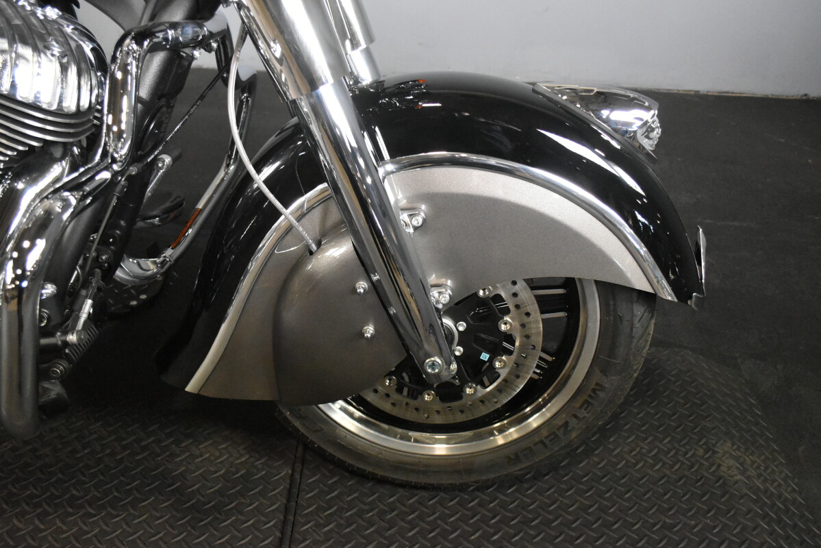 2025 Indian Motorcycle Springfield®, photo 9