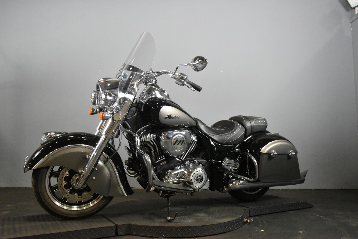2025 Indian Motorcycle Springfield®, photo 4