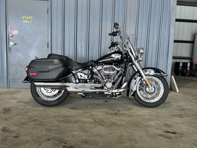 2024 Harley-Davidson® Heritage Classic