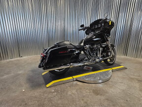 2017 Harley-Davidson® Street Glide® Special Black Denim thumb 2