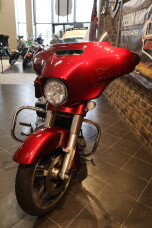 2017 Street Glide® Special (FLHXS) thumb 2