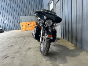 2005 Harley-Davidson® Electra Glide® Ultra Classic®  thumb 2
