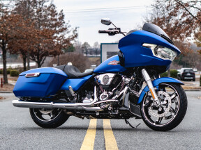 FLTRX 2026 Road Glide® thumb 2