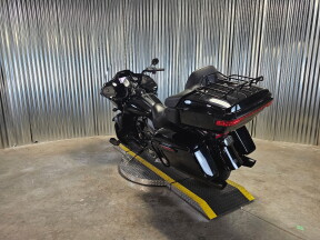 2021 Harley-Davidson® Road Glide® Limited Vivid Black - Black Finish thumb 0