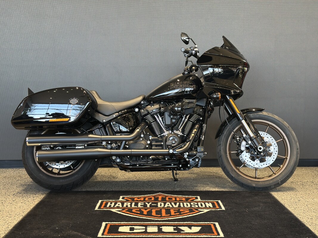 赤目のミミズク様ハーレー EASYRIDERS イージーライダース ソフテイル 赤目のミミズク様ハーレー EASYRIDERS イージーライダース ソフテイル