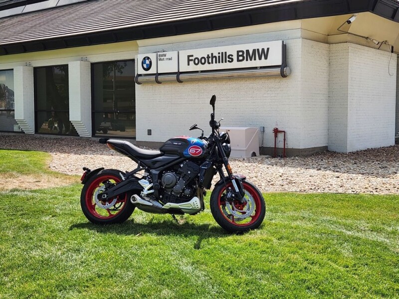 2026 Triumph Trident 660 Triple Tribute Edition