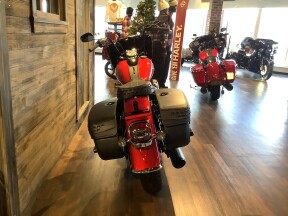 Harley-Davidson® Heritage Classic 2026 FLHC S1-26 Brilliant Red Black Cast Wheels thumb 1