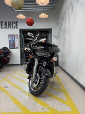 SALE PENDING 2017 Harley-Davidson® Road Glide® Ultra Black Quartz thumb 2