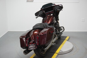 2024 Harley-Davidson® CVO™ Street Glide® Copperhead thumb 0
