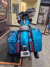 2026 Harley-Davidson® Road Glide® Teal Thunder / Vivid Black - Black thumb 0
