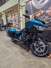 2026 Harley-Davidson® Road Glide® Teal Thunder / Vivid Black - Black thumb 3