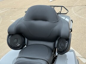 2025 Harley-Davidson® Street Glide® Ultra Billiard Gray - Black Finish thumb 0