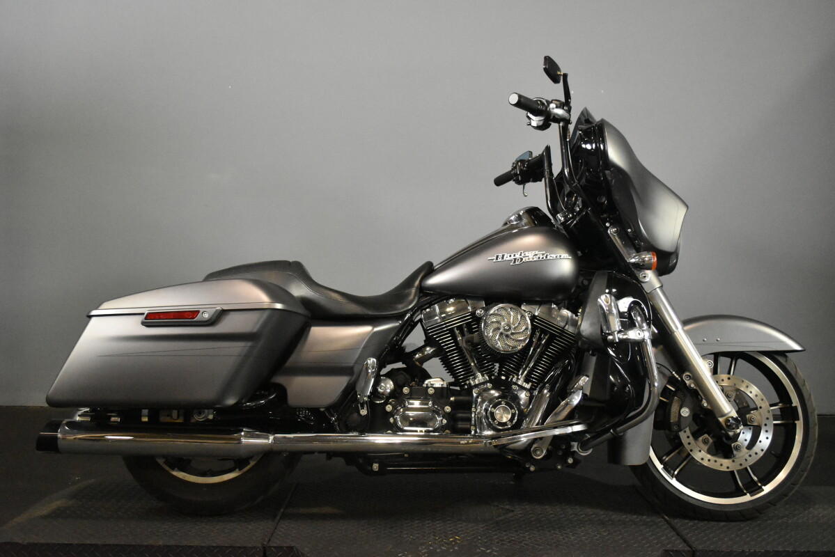 1HD1KRM38GB625394 | Huntington Beach Harley-Davidson®