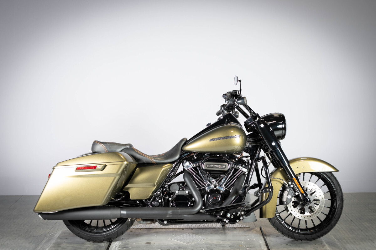 2018 Harley-Davidson® Road King® Special FLHRXS | High Octane