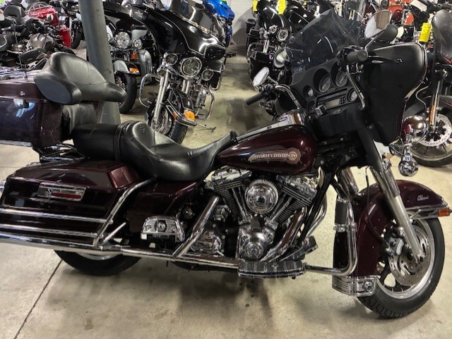 2007 Harley-Davidson® Electra Glide® Classic FLHTC Black Cherry