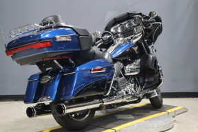 2018 Harley-Davidson® Ultra Limited FLHTK thumb 1