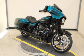 2026 Harley-Davidson Street Glide Grand American Touring FLHX thumb 2
