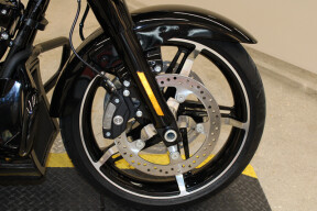 2026 Harley-Davidson Street Glide Grand American Touring FLHX thumb 1