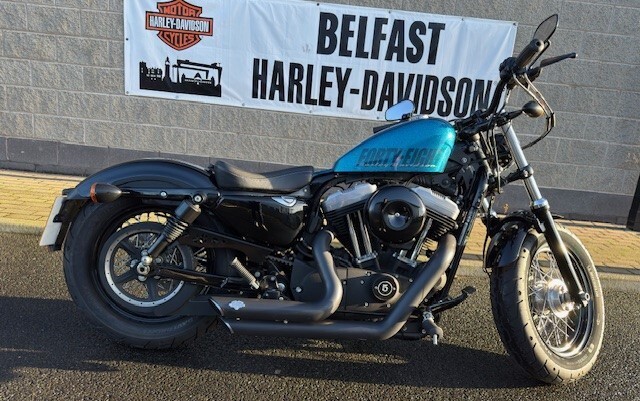 Sportster 48 lots of extras Hard Candy Cancun Blue Flake