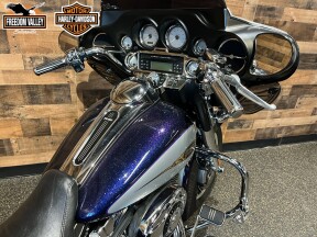 2009 Harley-Davidson® Street Glide® Big Purple Flake / Brilliant Silver FLHX thumb 0