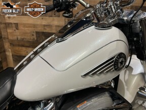 2026 Harley-Davidson® Fat Boy® White Onyx Pearl - Chrome FLFB thumb 0