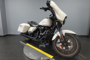 2023 Harley-Davidson® Street Glide® ST FLHXST thumb 2
