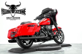 2026 Harley-Davidson® Street Glide® Blood Orange Black Trim thumb 3