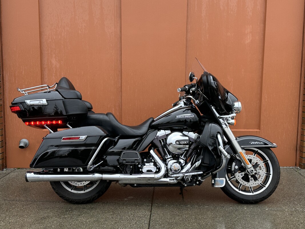20代のフリマ 【HarleyDavidson】 2020 Harley-Davidson® Road Glide® | Pre-owned Motorcycles For Sale
