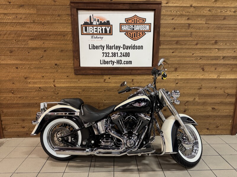 2013 Harley-Davidson® Softail® Deluxe Bright White FLSTN