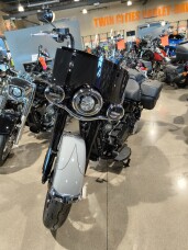 2026 Harley-Davidson® Heritage Classic Dark Billiard Gray thumb 2