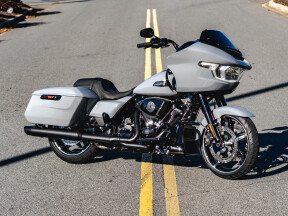 FLTRX 2026 Road Glide® thumb 1