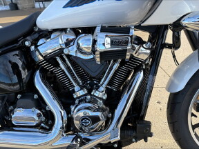 2026 Harley-Davidson® Low Rider® ST White Onyx Pearl - Chrome thumb 2