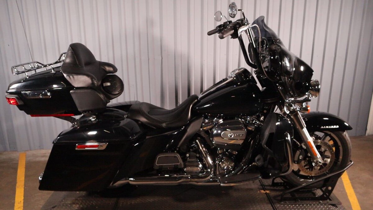 PJMTCUSTOM Parabrezza alto 17,8 cm acrilico rosso 100% PMMA per Harley Davidson 2014-2023 Street Glide, Ultra Limited, Triglide FLHX (rosso
