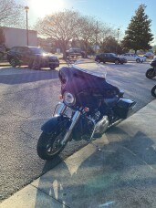 FLHT 2022 Electra Glide® Standard thumb 2