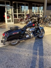 FLHT 2022 Electra Glide® Standard thumb 1