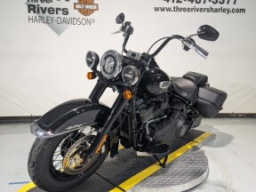 2024 Harley-Davidson® Heritage Classic Vivid Black - Black Finish thumb 0