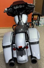 2019 Harley-Davidson® Street Glide® Special Barracuda Silver thumb 3