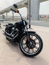 2022 Harley-Davidson® Breakout™ 114 Vivid Black thumb 0
