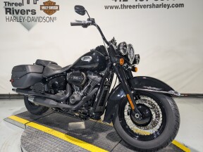 2024 Harley-Davidson® Heritage Classic Vivid Black - Black Finish thumb 2
