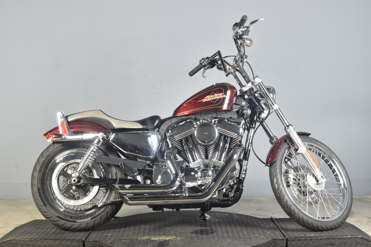 2013 Harley-Davidson® Seventy-Two® XL 1200V | Old Glory Harley