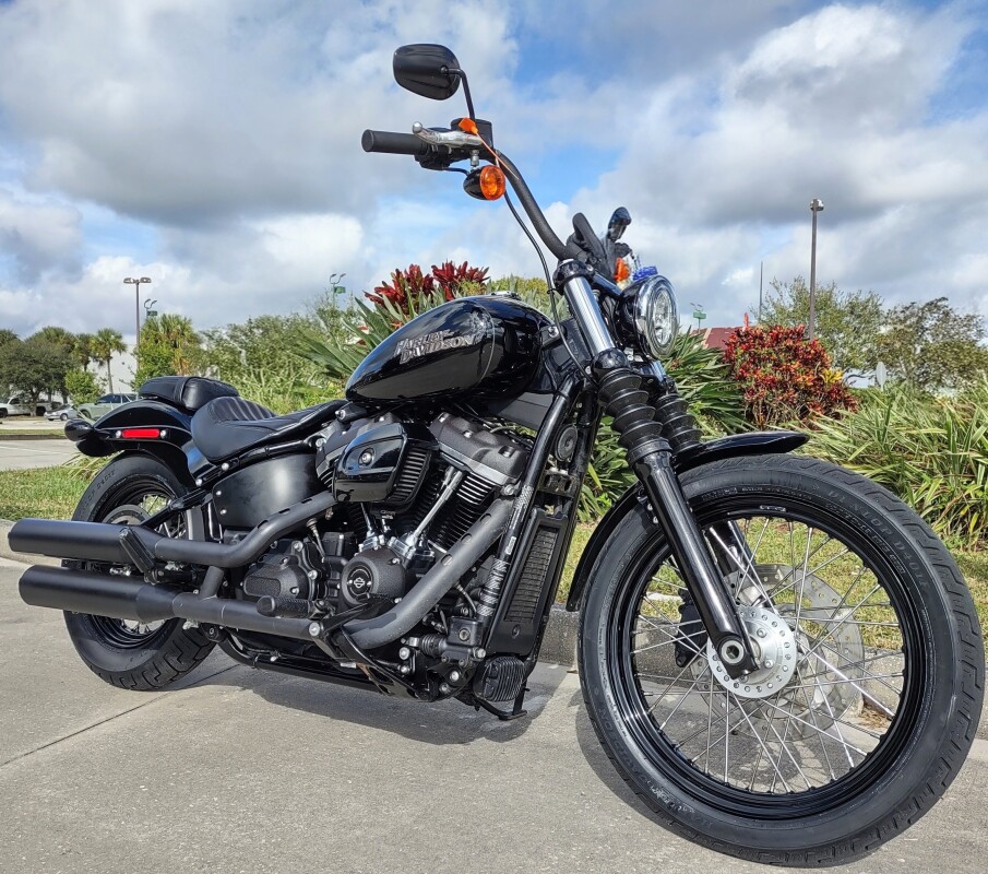 Street Bob® | Space Coast Harley-Davidson