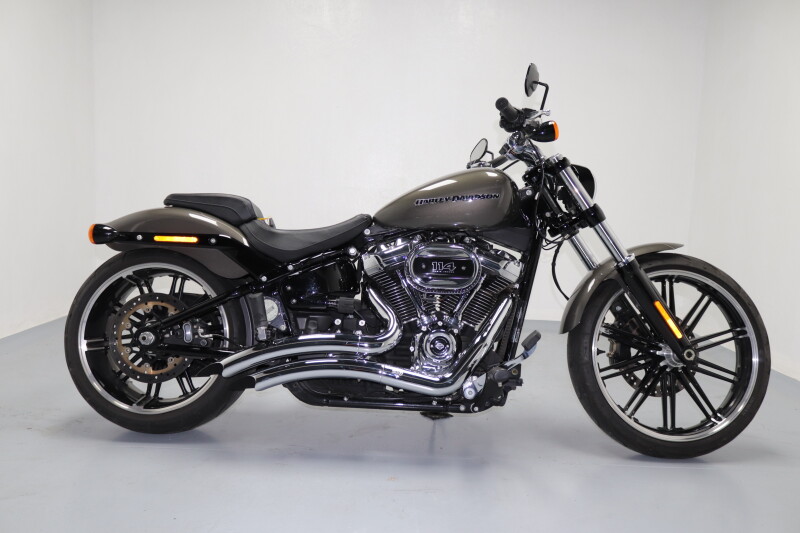 2019 Harley-Davidson® Breakout® 114 Rawhide Denim