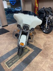  2004 Harley-Davidson® Electra Glide® Standard thumb 2